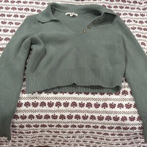 Cropped V-Neck Collared Sweater with Side Buttons - Sage/Green